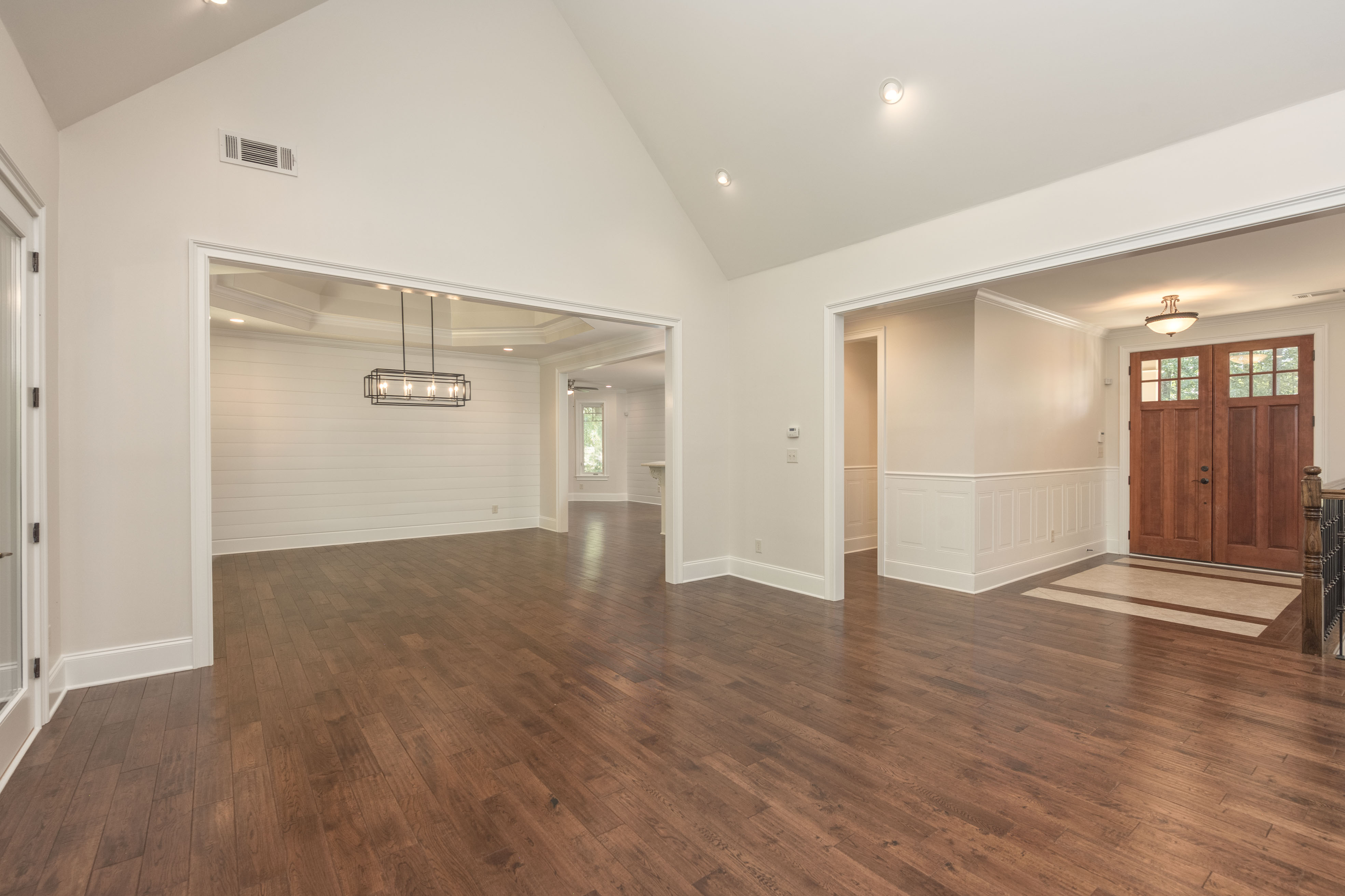 1001 Walton Way image 11